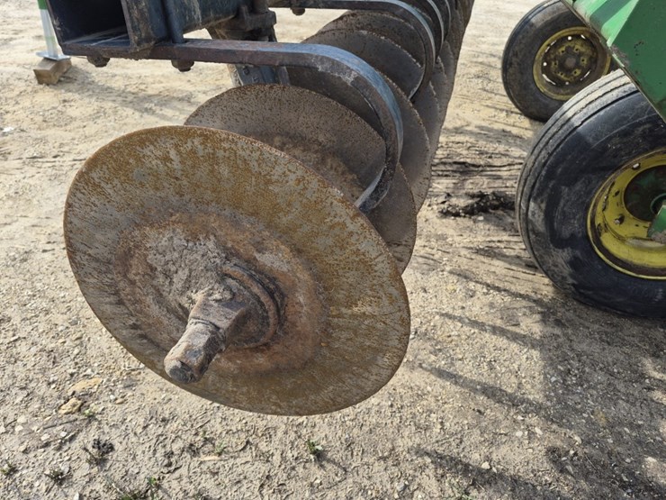 john-deere-714-image-8