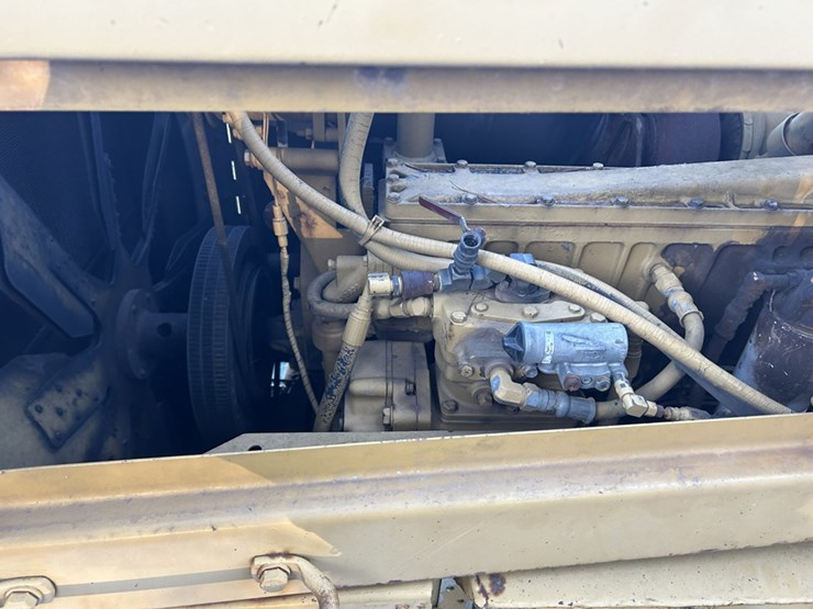 caterpillar-826c-image-31