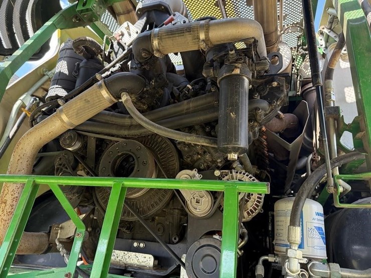 2019-john-deere-9700i-image-29