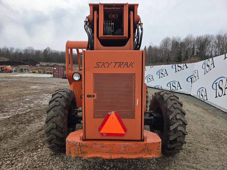 sky-trak-6042-image-4