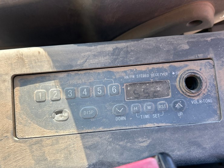 2021-hitachi-zx225-image-64