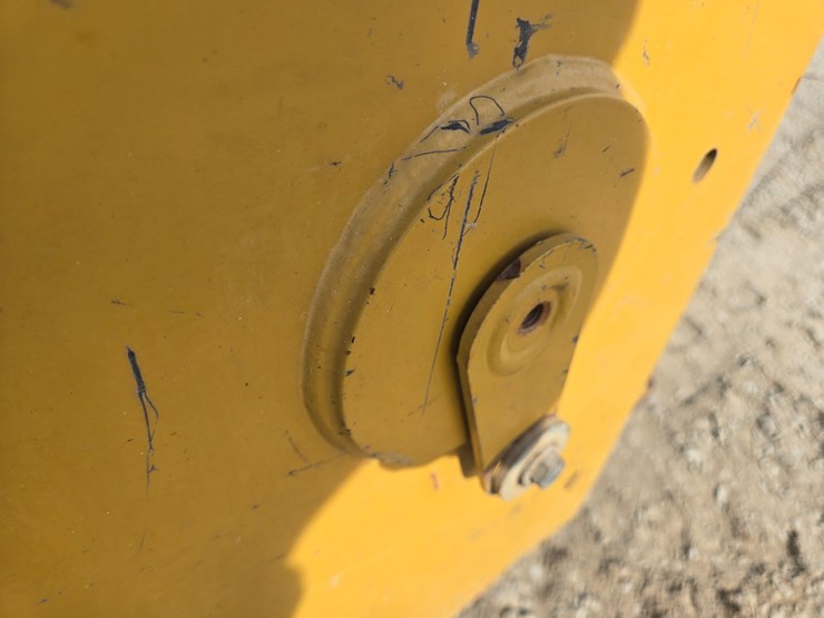 2019-caterpillar-259d3-image-24