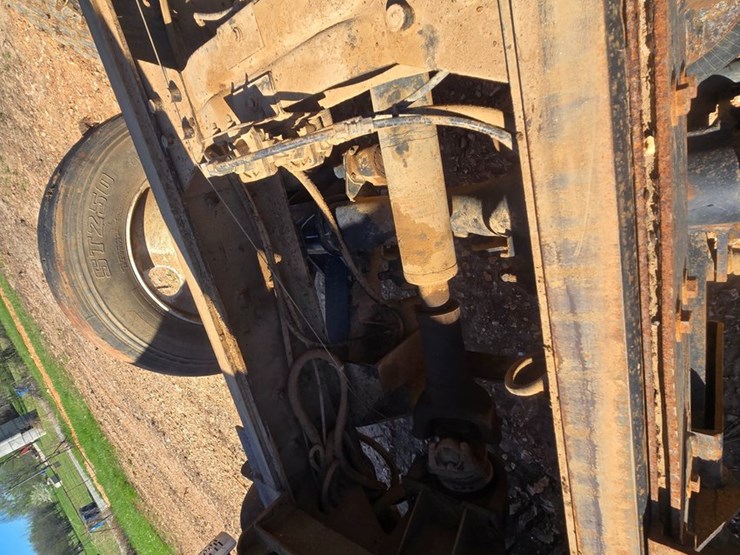 1994-mack-rd690s-image-87