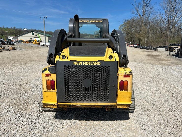 new-holland-c232-image-3