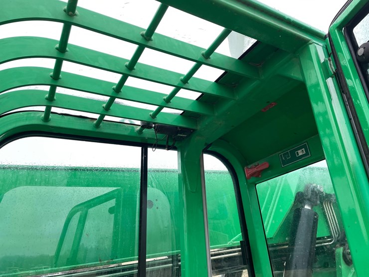 2014-sky-trak-6042-image-60