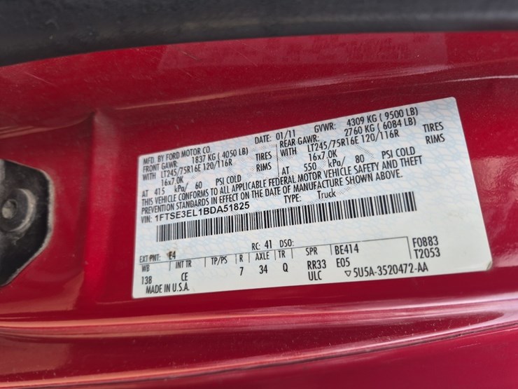 2011-ford-e350-image-9