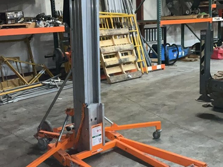 #315-•-2019-snorkel-18'-material-lift-image-5