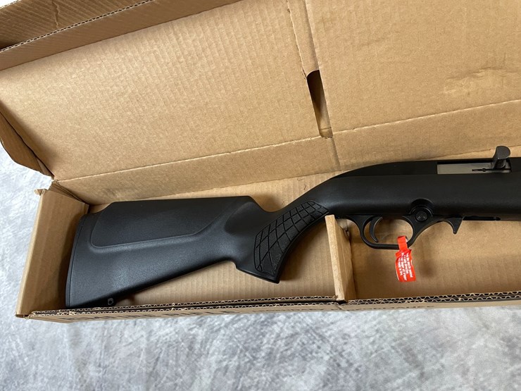 #2175-•-rossi-rs22-.22-lr-semi-automatic-rifle,-sn:-7ca171855n,-(downing,-wi)-image-33