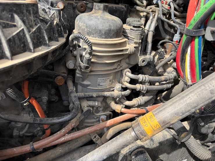 #45283-•-2016-freightliner-cascadia-daycab-truck-tractor-vin:-3akjgedv9gsgy4090-image-43