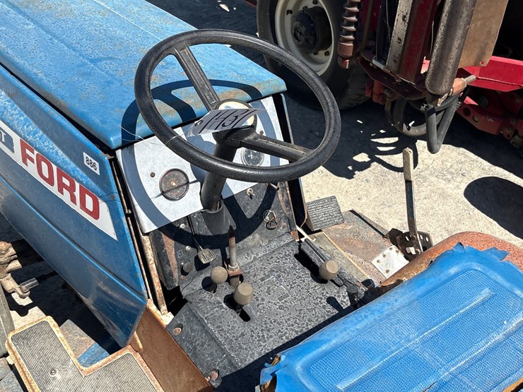 ford-tractor-image-5