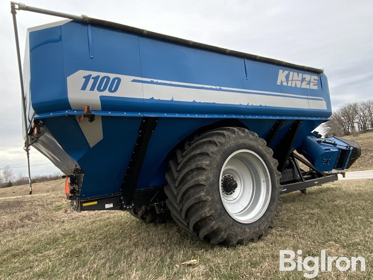 2015-kinze-1100-image-18