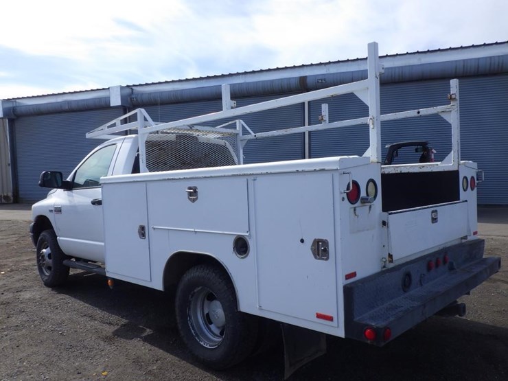 2008-dodge-ram-3500-image-4