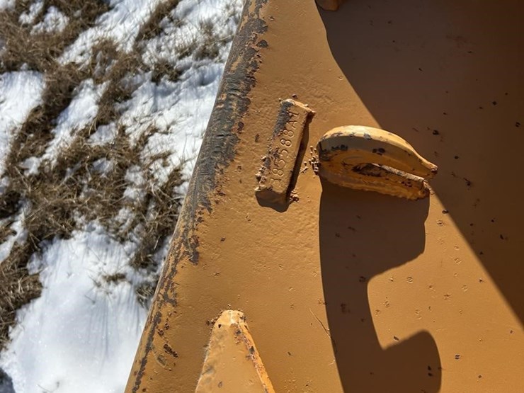 2000-case-570m-xt-image-13