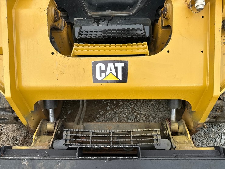 2017-caterpillar-279d-image-12