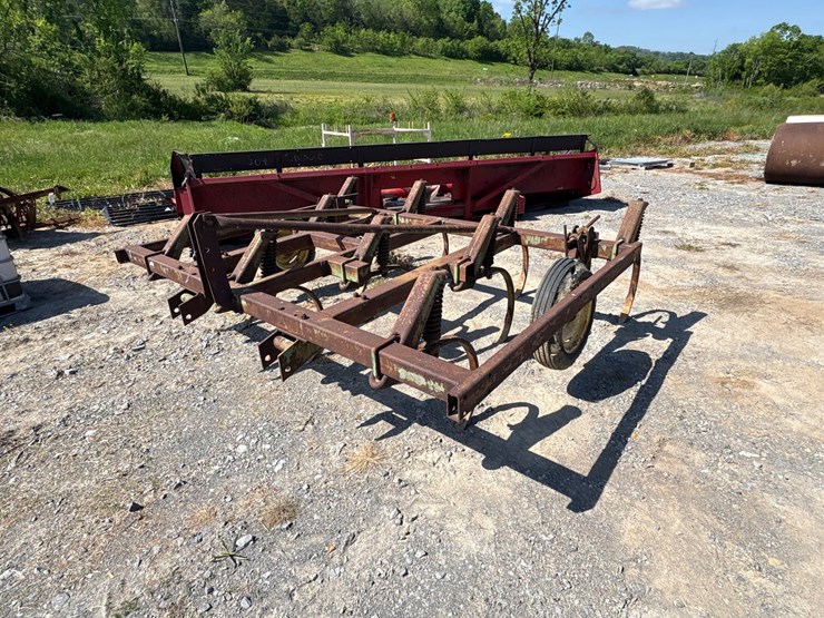 john-deere-10-image-4