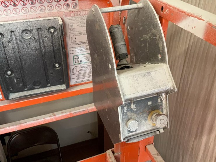 #428-•-2021-snorkel-19'-scissor-lift-image-10