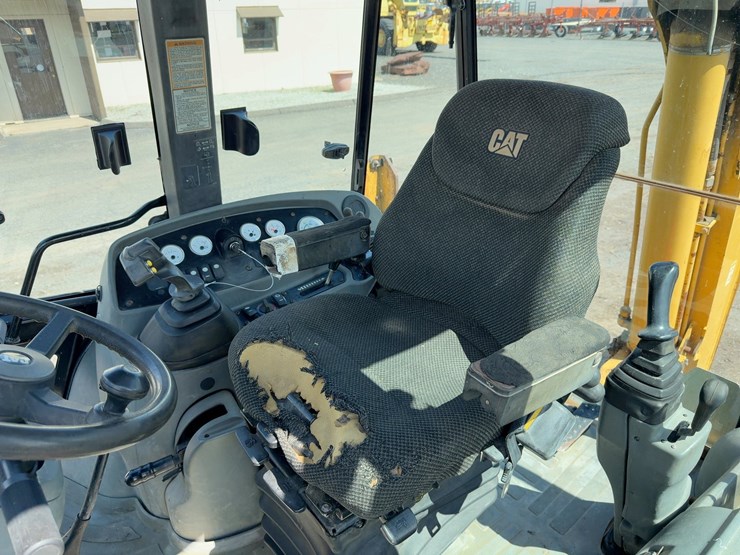 2001-caterpillar-420d-it-image-25