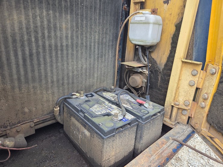 komatsu-pc150-lc-5-image-39