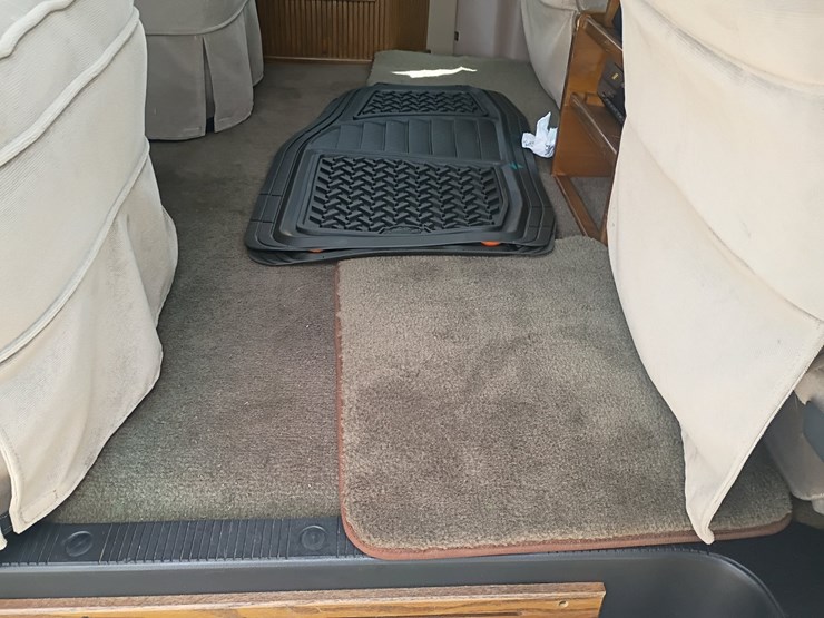 1992-ford-e150-image-62