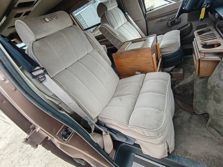 1992-ford-e150-image-39