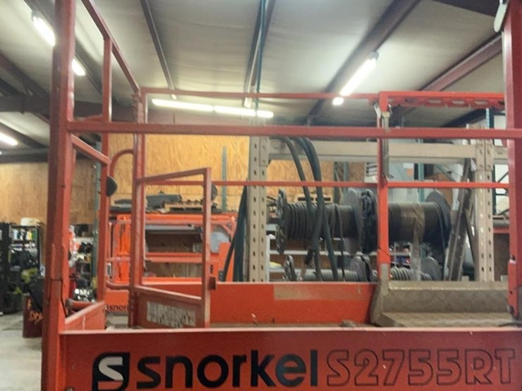 #401-•-snorkel-4wd-rough-terrain-27'-scissor-lift-image-16