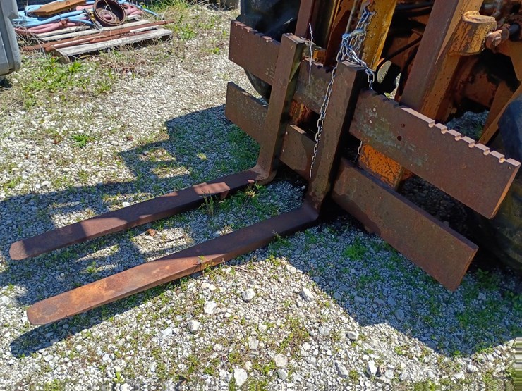 1979-case-586c-image-32