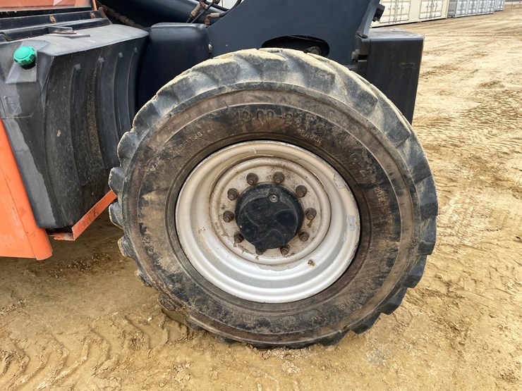 2012-jlg-g6-42a-image-76