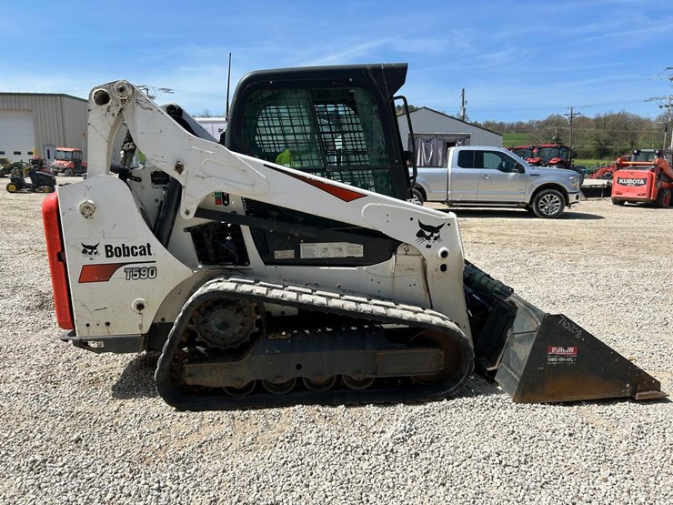 2019-bobcat-t590-image-5