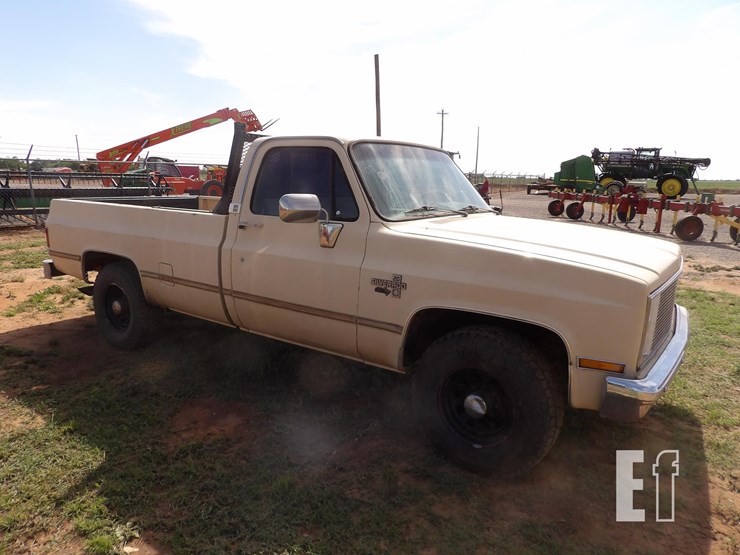 1984-chevrolet-silverado-20-image-8