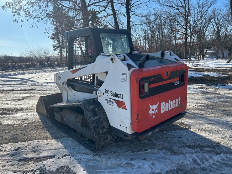 2017-bobcat-t550-image-7