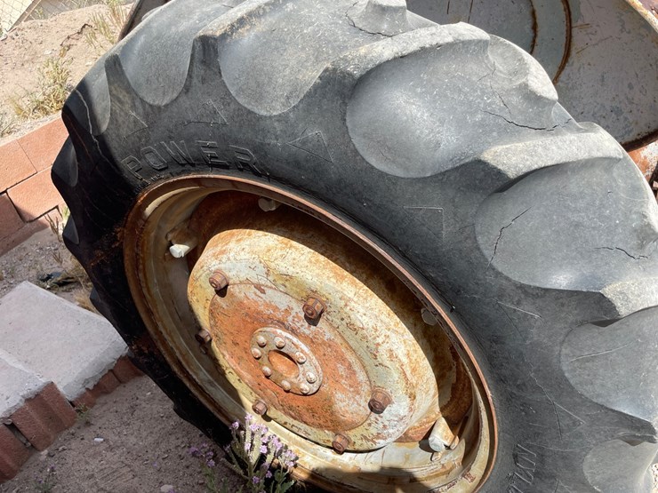 ford-tractor-image-25