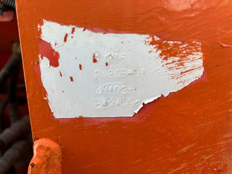 kubota-r420s-image-23