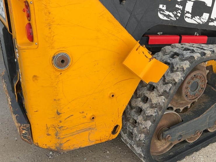 2021-jcb-215t-image-35