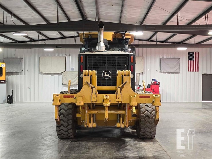 2012-deere-772g-image-8