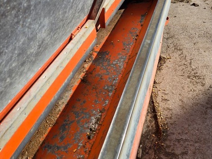 #566-•-smidley-steer-stuffer-image-6