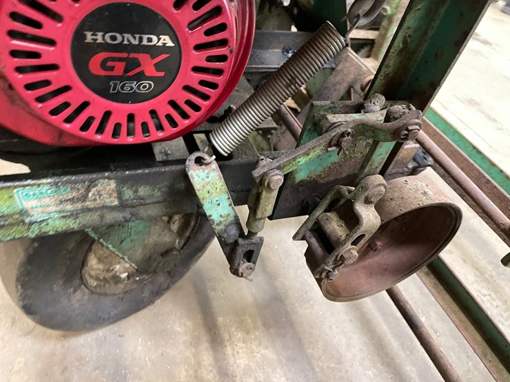 #2517-•-walk-behind-wheelbarrow-cart-(columbia-heights,-mn)-image-14