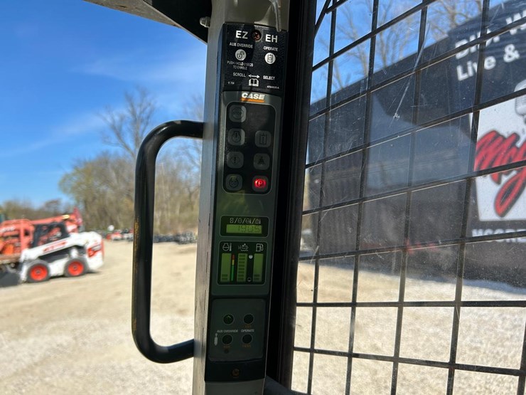 2017-case-tr340-image-21