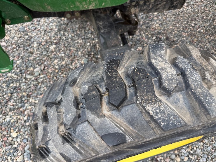 john-deere-4120-image-54