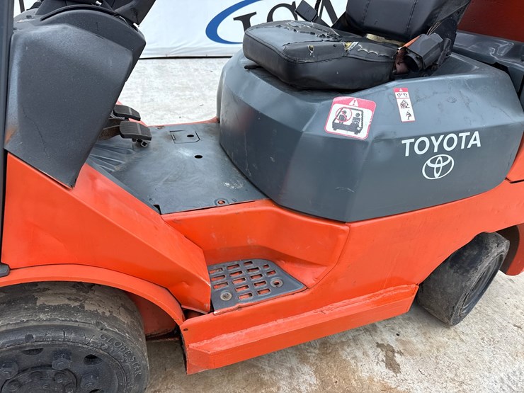 toyota-7fgcu25-image-14