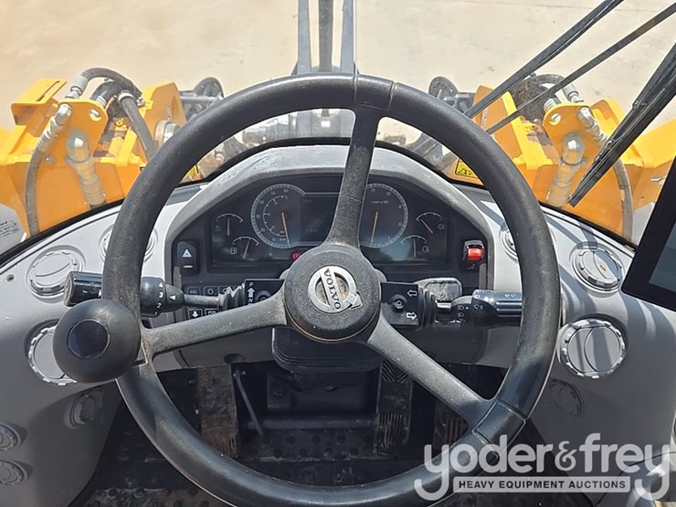 2021-volvo-l90h-image-139