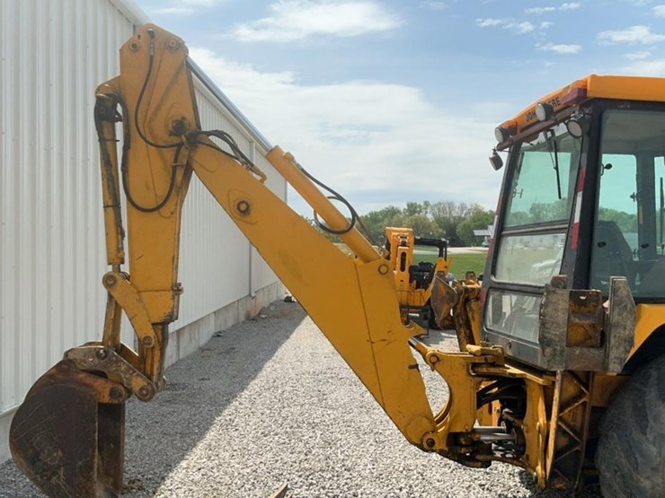 john-deere-310d-image-7