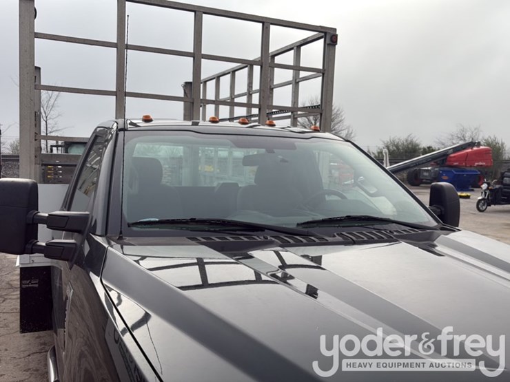 2017-ford-f350-image-35