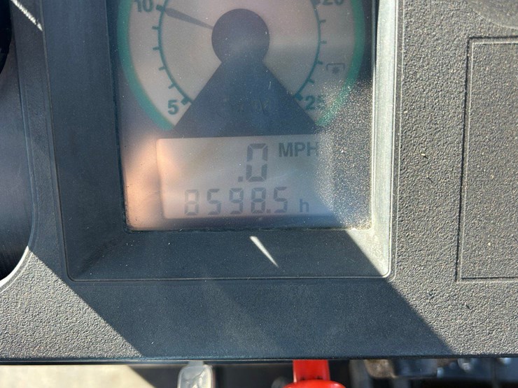 1989-john-deere-4755-image-31