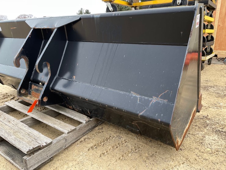 #7536-•-jlg-telehandler-bucket-image-13