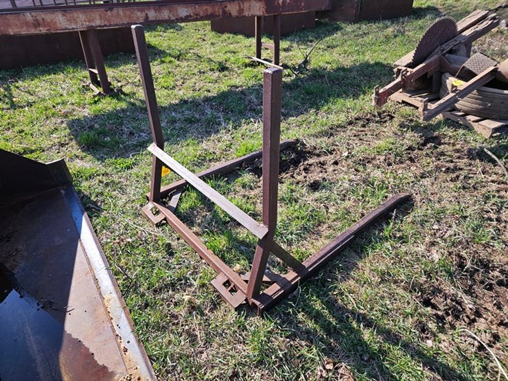 #554-•-round-bale-mover-image-5