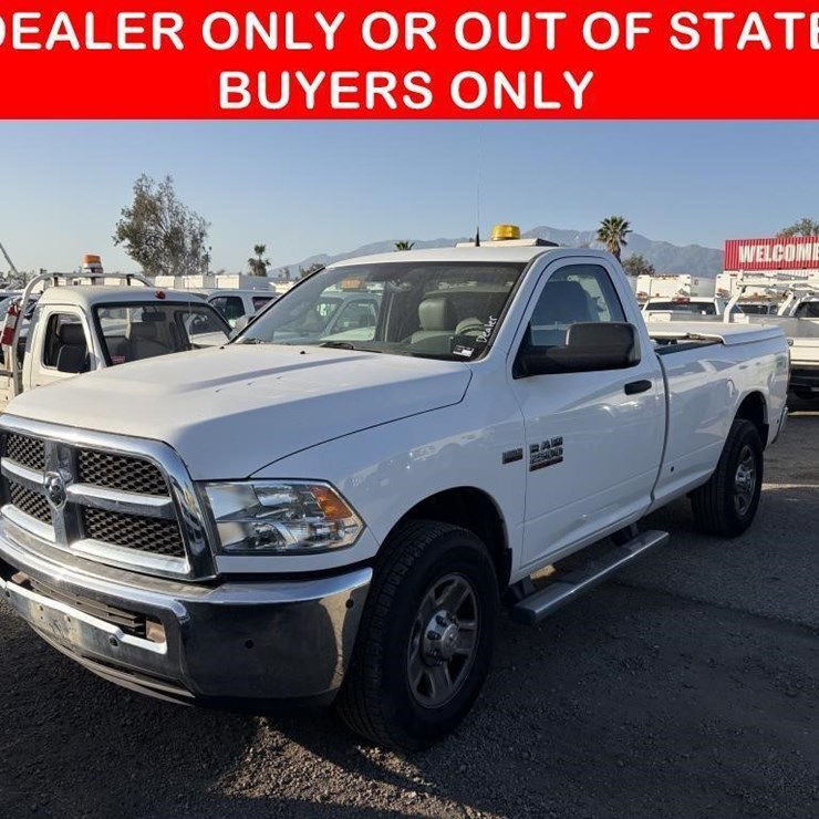 2016 DODGE 2500