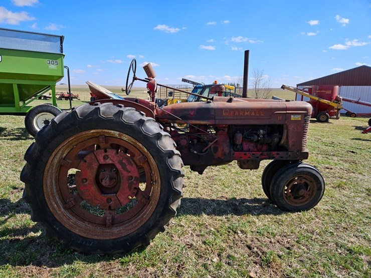 #526-•-farmall-h-tractor-image-6