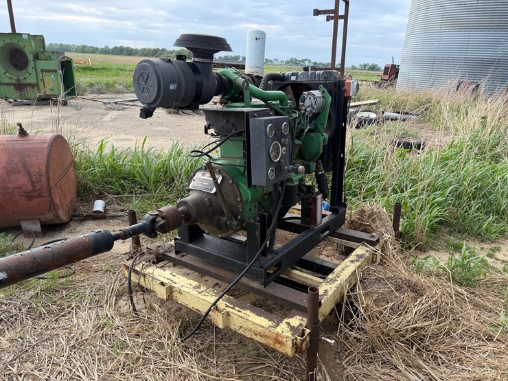 john-deere-4045t-image-3