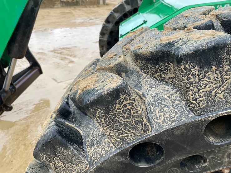 2014-sky-trak-6042-image-68