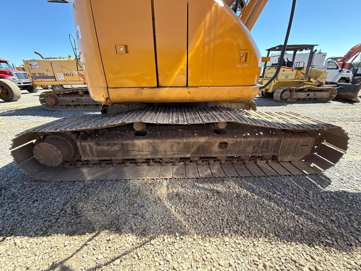 2009-deere-225-lc-image-76